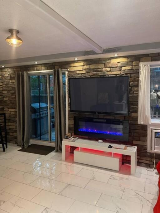 Brooklyn Luxury Spring Retreat With Private Outdoor Space New York Eksteriør billede